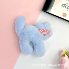 Pin cài mèo bông đeo kính