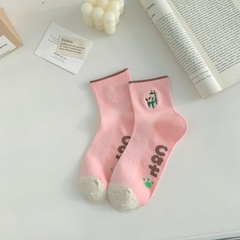 Tất cao cổ thêu hình mèo mix màu