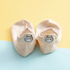 Tất cổ ngắn thêu hình mèo cam phía sau