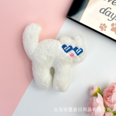 Pin cài mèo bông đeo kính
