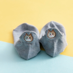 Tất cổ ngắn thêu hình mèo cam phía sau