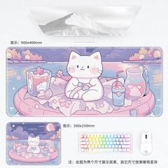 Lót chuột mèo trắng mơ mộng đáng yêu