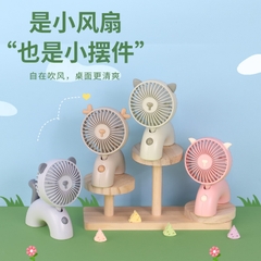 Quạt mini cầm tay hình mèo con có chân, cổng sạc usb