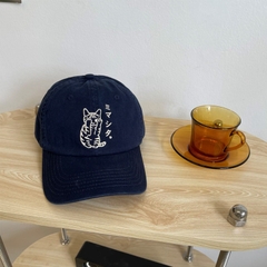 Mũ lưỡi trai hình mèo màu be/xanh navy