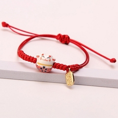 Vòng tay bện chỉ hình mèo may mắn bằng gốm