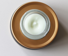 Kem Dưỡng Trắng Da, Đặc Trị Nám Chiết Xuất Từ Đông Trùng Hạ Thảo DongSung Rannce Cream 70g
