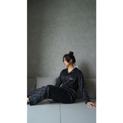 SP_37 Đồ bộ pijama BOLOBALA mặc nhà tay dài quần dài chất lụa xước đủ màu