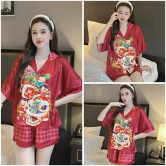 Bộ pijama nữ lụa latin Bolobala, đồ bộ mặc nhà lụa quần đùi áo tay ngắn cánh dơi SP_235 hoạ tiết TẾT Ất Tỵ rực rỡ