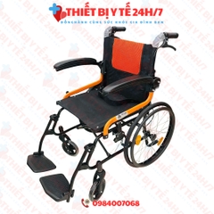 Xe Lăn Lucass X61 – Gấp Gọn, Nâng Được Phần Để Tay
