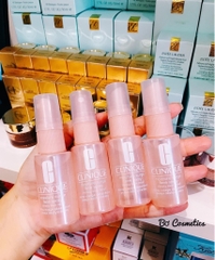 Xịt Khoáng Clinique Moisture Surge Face Spray Thirsty Skin Relief