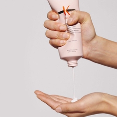 Dầu xả ngăn ngừa rụng tóc Kérastase Genesis Fondant Renforcateur