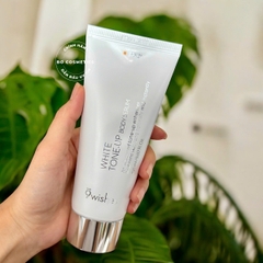 Kem Dưỡng Thể 9wishes White Tone-Up Body Serum