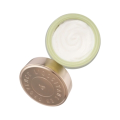 Kem Dưỡng Thể L'Occitane Amande Sublime Smoothing Milk Concentrate 200ml