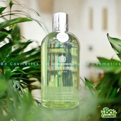 Sữa Tắm Molton Brown Lily & Magnolia Blossom Bath & Shower Gel
