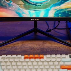 Màn hình Gaming EDRA EGM27F180PV 27 inch FullHD 180Hz