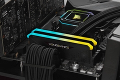 Ram Desktop Corsair Vengeance RS RGB (CMG8GX4M1E3200C16) 8GB (1x8GB) DDR4 3200MHz