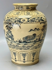 Bình thiên nga cao 33cm gốm Chu Đậu kẻ vàng 24k