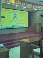 Bình như ý truyền thống gốm Chu Đậu quà tặng sơ kết mặt trận tổ quốc Huyện Hoài Đức 2025