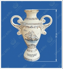 Cup vô địch vẽ vàng 24 gốm Chu Đậu quà tặng vinh danh cho DECATHLON VIỆT NAM