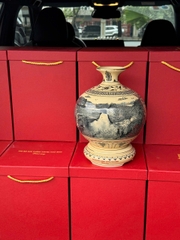 Quà tặng chi bộ bưu chính Viettel Hòa Bình