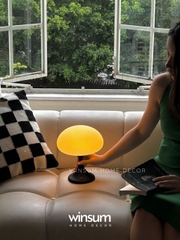 Đèn bàn sạc điện Jelly Fish công tắc cảm ứng thay đổi ánh sáng, đèn trang trí nhà cửa - DBB05