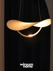 Đèn thả Plena phong cách Ý dáng cong mặt trăng trang trí phòng khách, bàn ăn