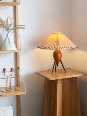 Đèn bàn 3 chân BB origami thân gỗ nguyên khối