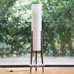 Đèn sàn chân gỗ phong cách Zen