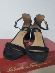 Sandal Salvatore Ferragamo màu đen size 6 1/2 C (95%)