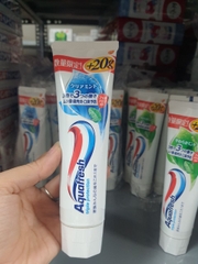 Kem đánh răng Aquafresh Nhật Bản, Clear Mint, màu xanh dương