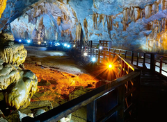 Tour Động Thiên Đường - Hang Chỉ Huy 1 Ngày