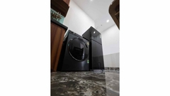 Căn Hộ Có Bồn Tắm Và Ban Công Nhìn Ra Thành Phố