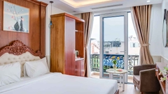 Khách Sạn Phan Văn