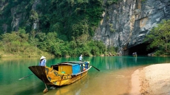 Tour Động Thiên Đường – Động Phong Nha 1 Ngày