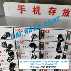 Tủ Locker Bằng Nhựa Trắng Nhiều Ngăn Lưu Trữ Điện Thoại Có Khóa Bảo Vệ