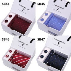 [ Set 2 Bộ Quà Tặng 5 Món ] Cà Vạt 146*75*35mm / Khăn 250*250mm - 18581