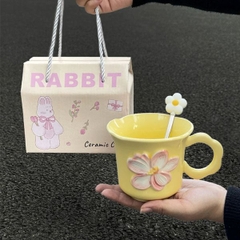 [ Set 2 Cái ] Ly Cốc Sứ + Thìa [ Hộp Quà Đẹp ] - 18395