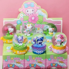 [ Hộp 6 Box ] Cầu Tuyết Sanrio [ Size ~ : 6*8.5cm ] - 21360