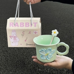 [ Set 2 Cái ] Ly Cốc Sứ + Thìa [ Hộp Quà Đẹp ] - 18395