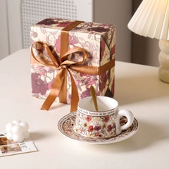 [ Set 2 Cái ] Ly Cốc Sứ + Đĩa + Thìa [ Hộp Quà Tặng ] - 18428