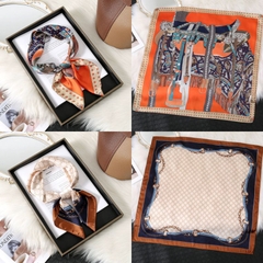 [ Set 10 Cái ] Khăn Lụa Vuông Hàn Quốc [ 70*70cm - Không Hôp ] - 18110