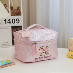[ Set 2 Cái ] Túi Đựng Mỹ Phẩm / Dụng Cụ Trang Điểm Hello Kitty - 17489