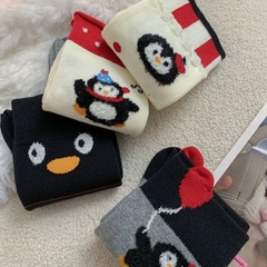 [ Set 5 Đôi ] Vớ Dài [ Cotton Pengu / Có Tag Treo ] - 18042