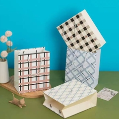 [ Set 24 Cái ] Túi Quà [ 19.5*9.5*24.5cm / Nhiều Mẫu ] - 22145