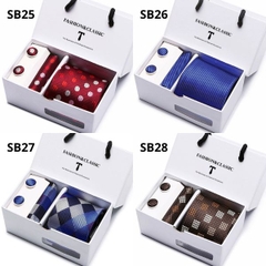 [ Set 2 Bộ Quà Tặng 5 Món ] Cà Vạt 146*75*35mm / Khăn 250*250mm - 18581