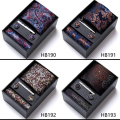 [ Set 2 Bộ Quà Tặng 5 Món ] Cà Vạt 146*75*35mm / Khăn 250*250mm - 18580