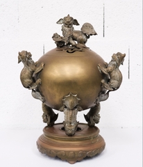 Đỉnh tam ghê