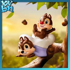 Disney Chip 'n' Dale Fun-loving Brothers Series Figure