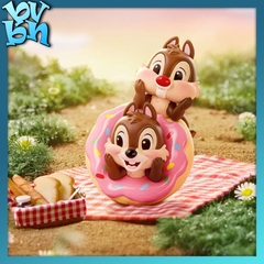 Disney Chip 'n' Dale Fun-loving Brothers Series Figure