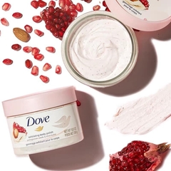 Tẩy da chết Body Dove Đức 225ml bơ hạt mỡ & hạt lựu